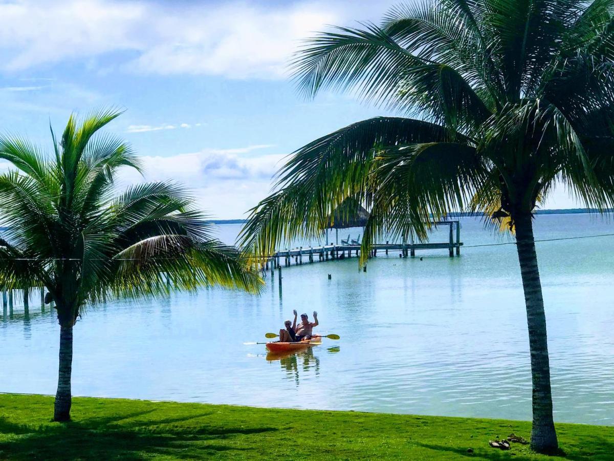 Tilt-Ta-Dock Resort Belize كوروزال المظهر الخارجي الصورة