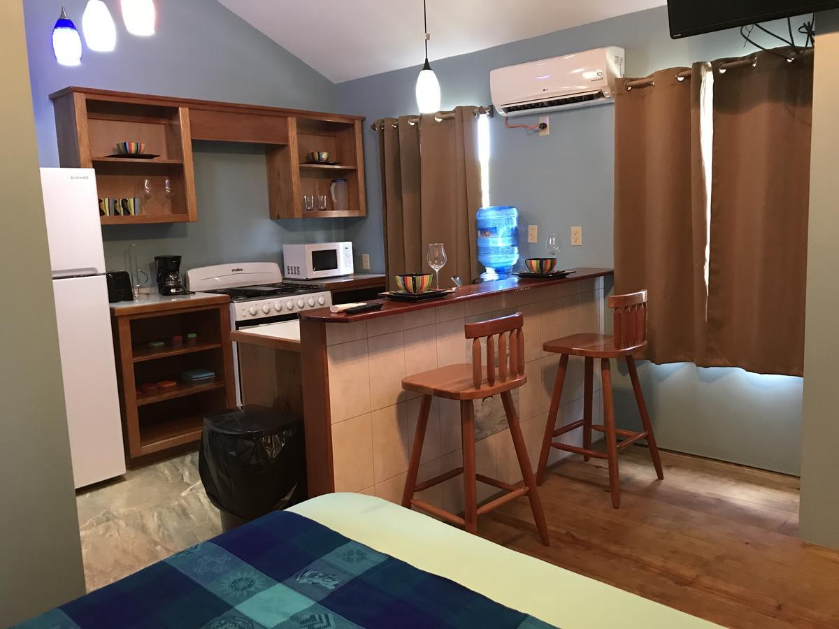Tilt-Ta-Dock Resort Belize كوروزال المظهر الخارجي الصورة